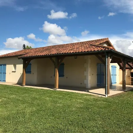 Prázdninový dům In With Golf And Pool *