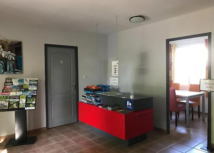 In With Golf And Pool Les Forges (Deux-Sevres)